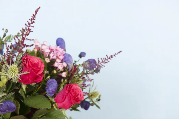 Blandad bukett blommor — Stockfoto