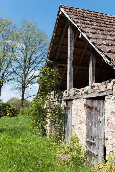 Alte Scheune in Frankreich — Stockfoto