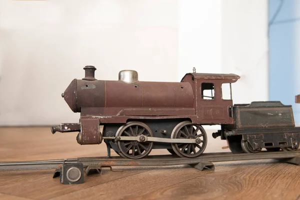 Locomotiva Miniatura Vintage Chão — Fotografia de Stock