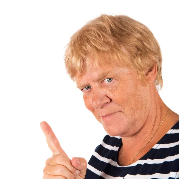 Portrét Blondýny Starší Žena Prstem Pro Pozornost Bílém Pozadí — Stock fotografie