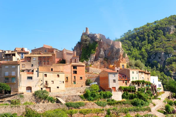 Paisaje Con Pueblo Pratdip Cataluña Española — Foto de Stock