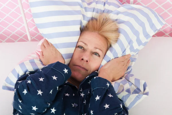 Mature woman with insomnia — Stock Photo, Image