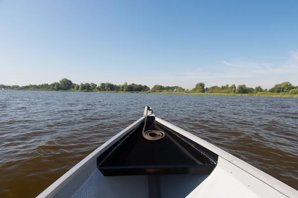 Bateau au lac — Photo