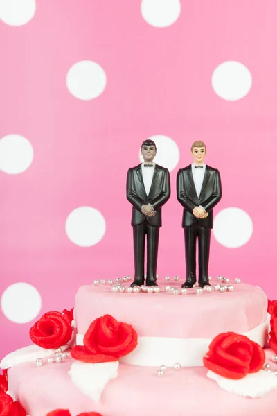 Bolo de casamento com casal gay — Fotografia de Stock