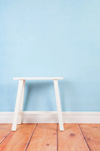 Mesa en azul —  Fotos de Stock