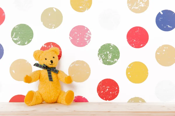 Дитяча кімната з ведмедем — стокове фото