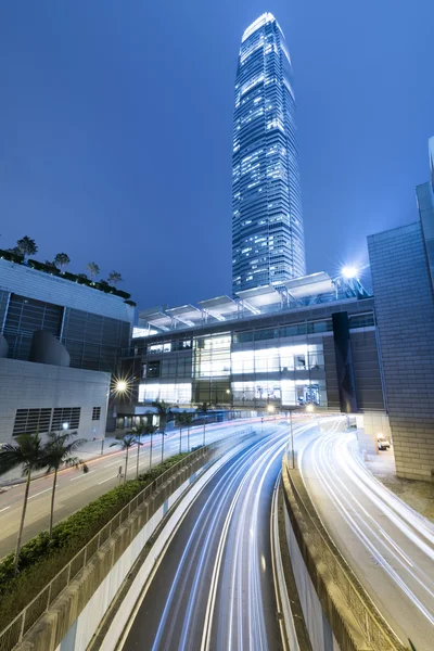 Noche dinámica de ciudad — Foto de Stock