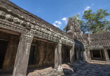Angkor bayon Tapınağı