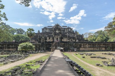 Angkor Baphuon giriş