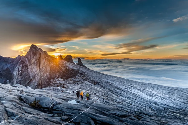 Monte Kinabalu Peak — Fotografia de Stock