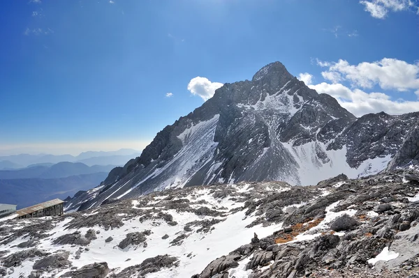 Yulong montanha de neve Imagens De Bancos De Imagens