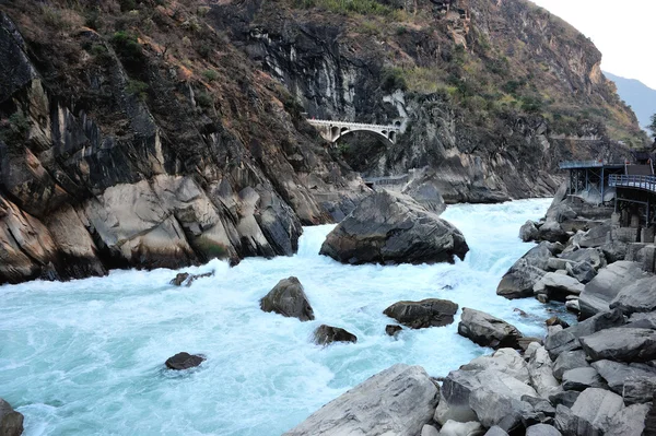 Springende tijger Canyon — Stockfoto