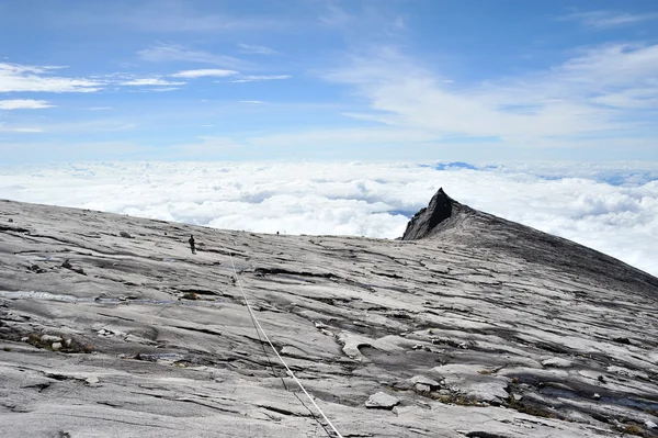 Toppen av Mount Kinabalu — Stockfoto