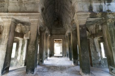  Angkor Wat iç
