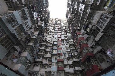 kalabalık hong kong
