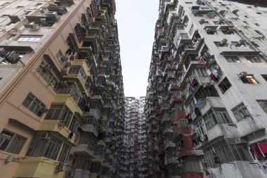 kalabalık hong kong