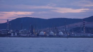 Aliağa petrol rafinerisi