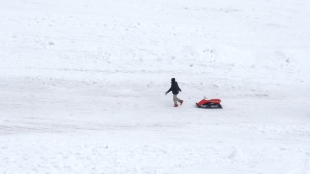 Centro deportivo de nieve de invierno — Vídeo de stock