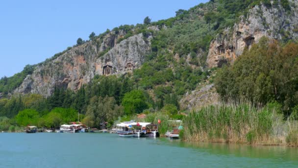 Περιήγηση με πλοίο στον ποταμό στην Τουρκία — Αρχείο Βίντεο