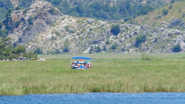 Boottocht op de rivier in Turkije — Stockvideo