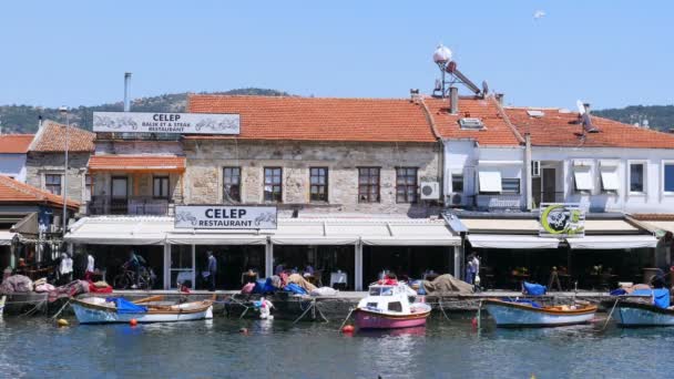 Destinazione turistica estiva a Foca — Video Stock