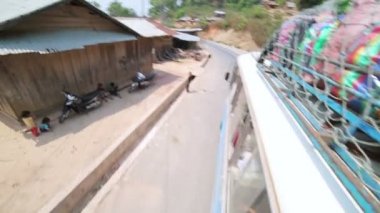 Otobüs yolcu yolculuk çatı üst