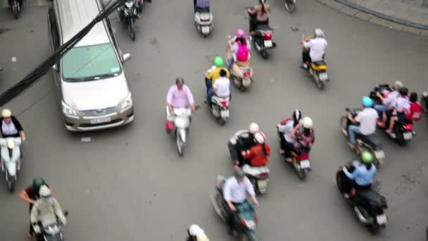 Gekke motorfietsen verkeer — Stockvideo