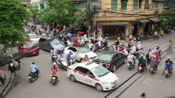 Crazy motorbikes traffic — Stock Video