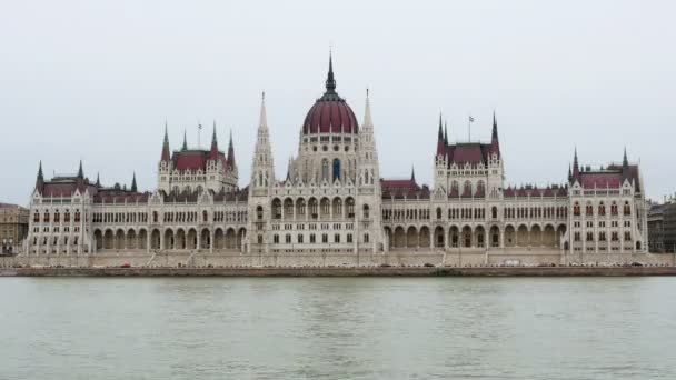 Palais du Parlement à Budapest — Video