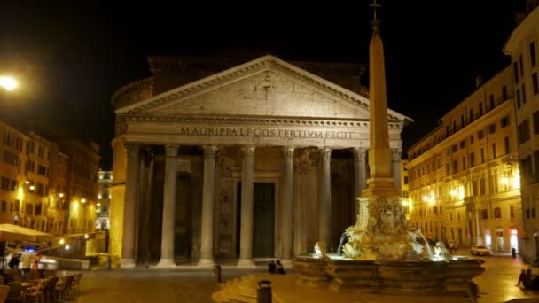 Antikes Pantheon bei Nacht — Stockvideo