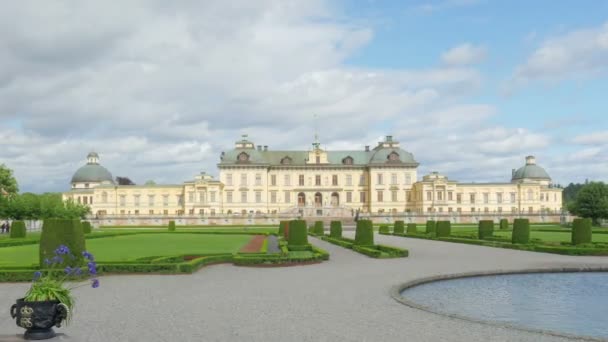 Palacio de Drottningholm en Estocolmo — Vídeo de stock