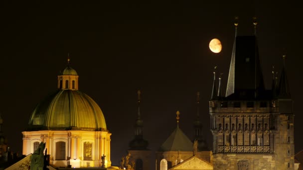 Ponte Carlo e Castello a Praga — Video Stock