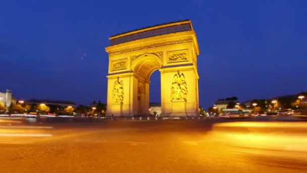 Champs-Élysées på natten — Stockvideo