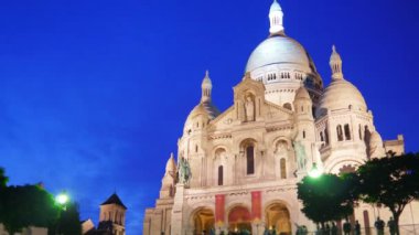 Paris'te Kutsal Kalp Bazilikası