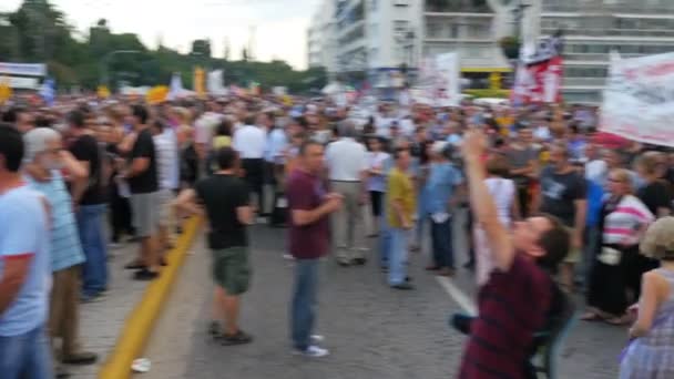 Weergave van de protesten in Athene — Stockvideo