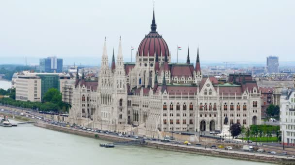 Budapeşte Parlamento Binası — Stok video
