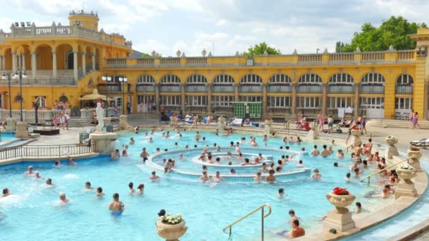 Szechenyi baño termal — Vídeo de stock