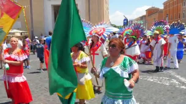 Festival latino en Vaticano — Vídeo de stock