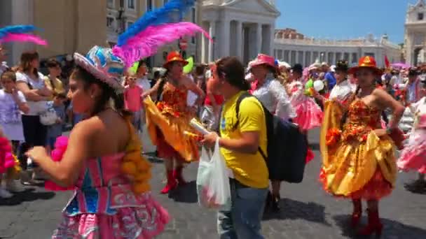 Festival latino en Vaticano — Vídeo de stock