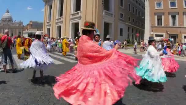 Latin festival i Vatikanen — Stockvideo