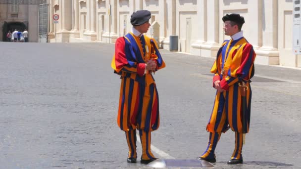 Swiss Guards of Pope — Stock Video