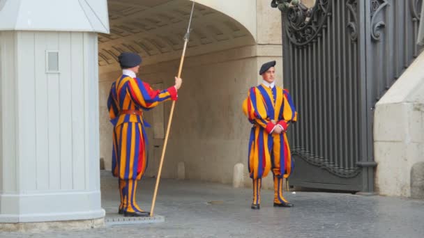 Swiss Guards of Pope — Stock Video