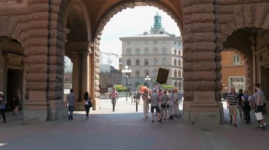 Hare Krishna için ilahi