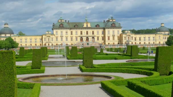 Palacio de Drottningholm en Estocolmo — Vídeo de stock