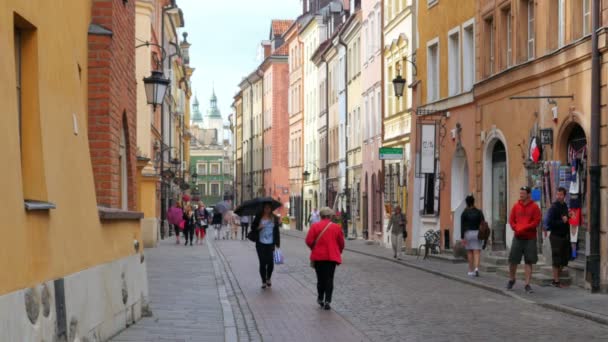 Praça da cidade velha em Varsóvia — Vídeo de Stock