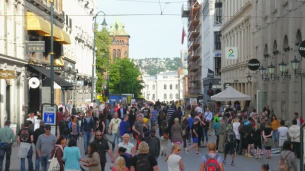 Karl johans gate widokiem na ulicę — Wideo stockowe