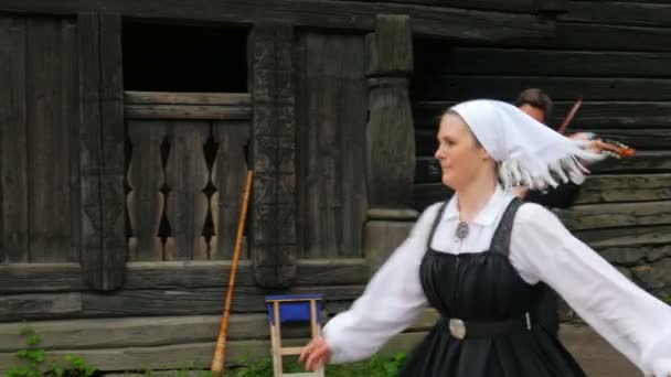 Traditional scandinavian dance — Stock Video