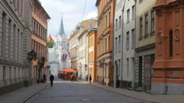 Riga eski şehir sokak