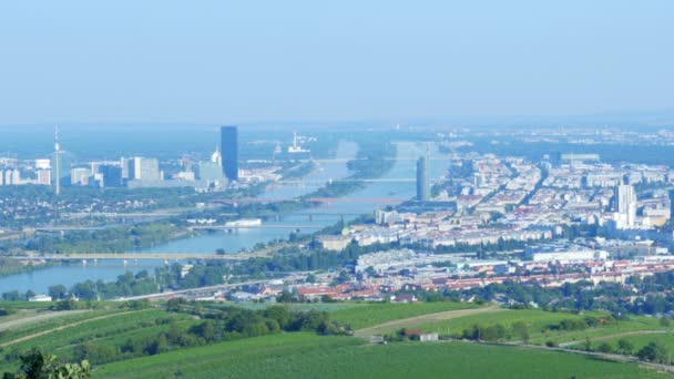 Ciudad de Viena y río Danubio — Vídeo de stock