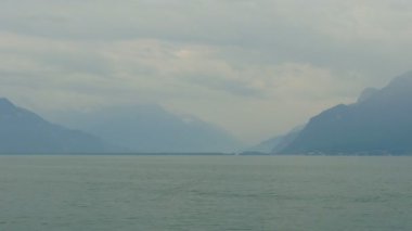 Geneva Gölü ve Alpler